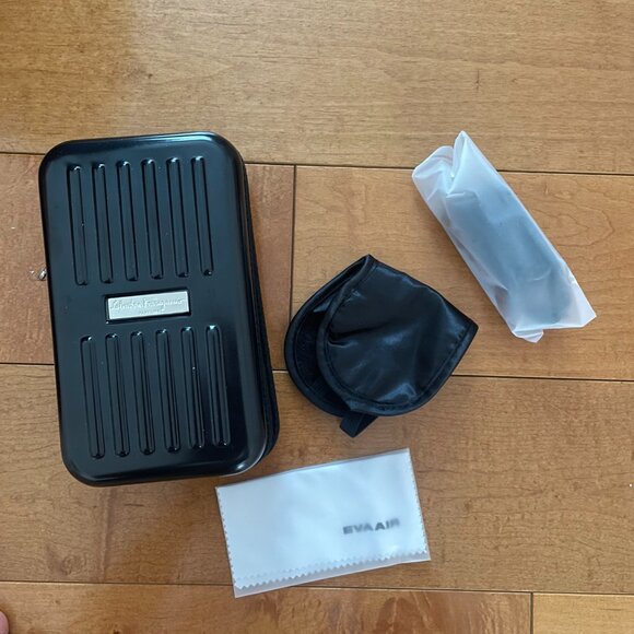 NEW Salvatore Ferragamo Sleek Black Hardcase Travel Case with Amenities - Picture 2 of 7